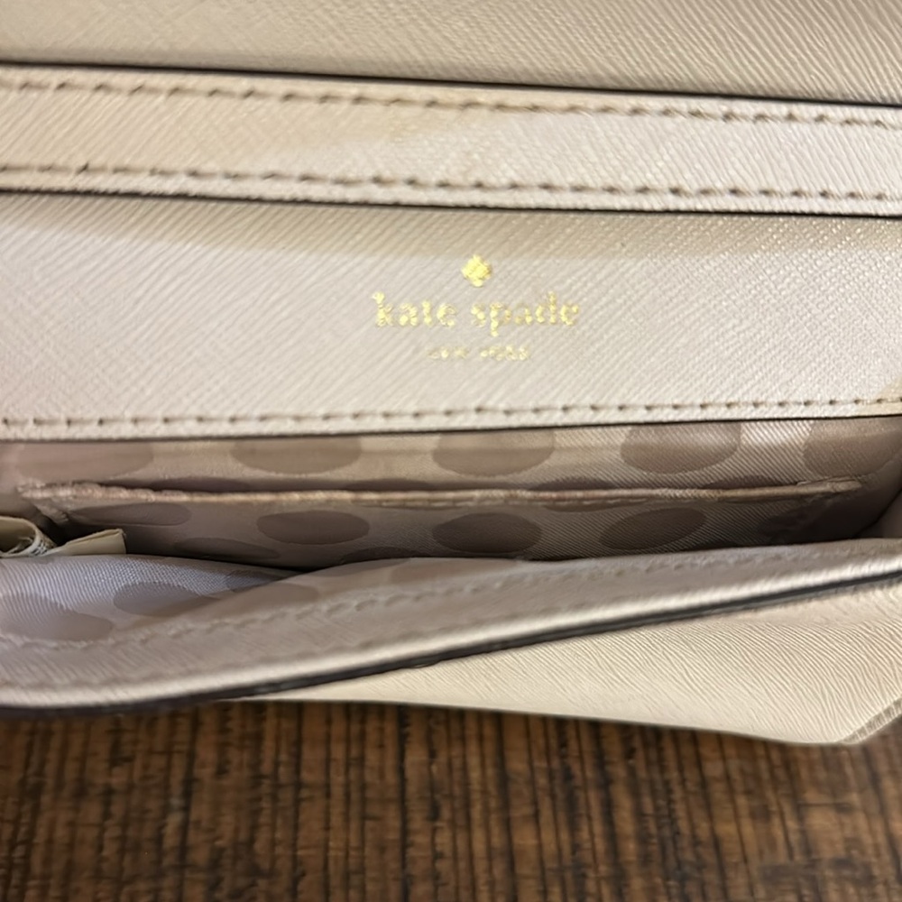 Kate Spade purse - Picture 4 of 4